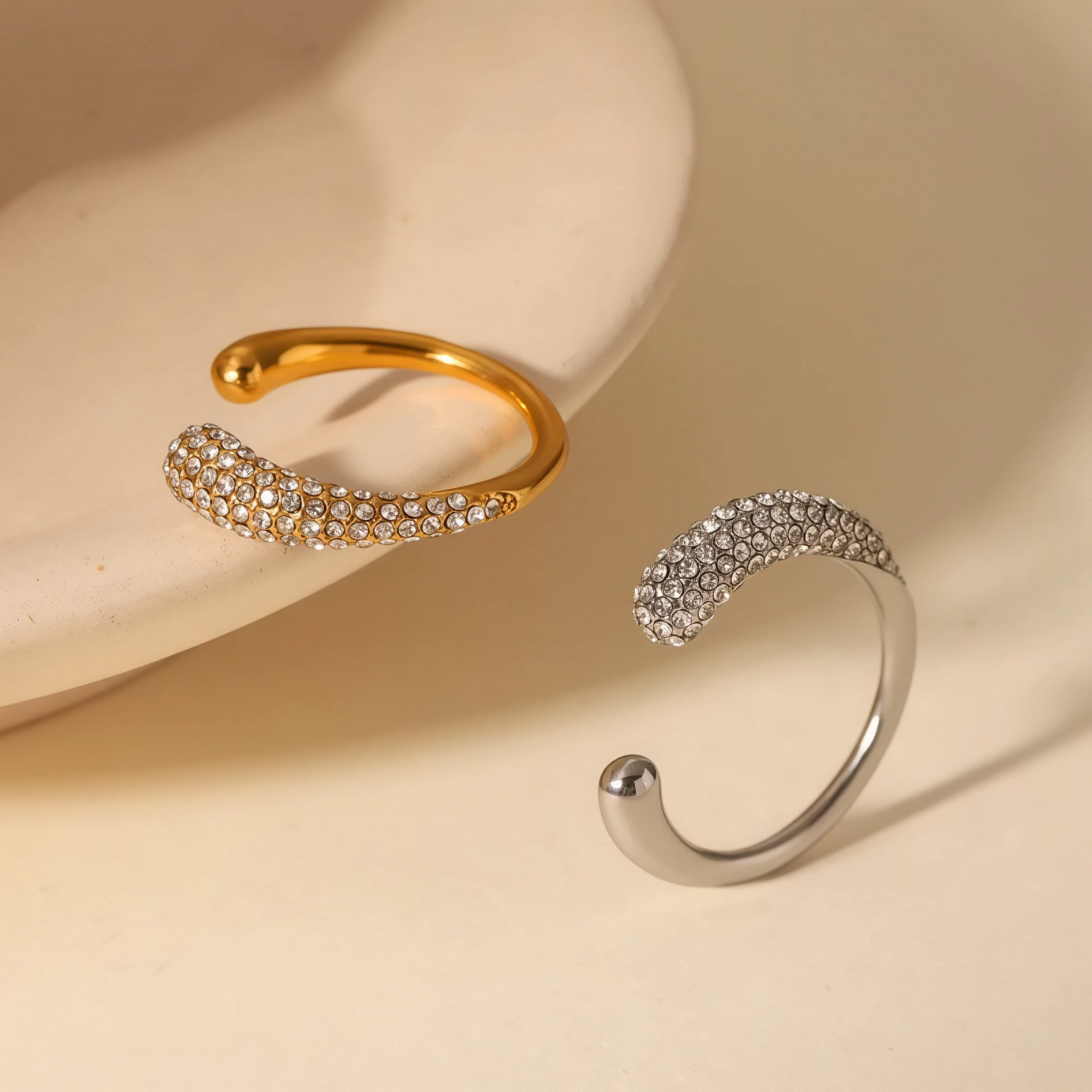 Sophie high-polish open ring, gold plated